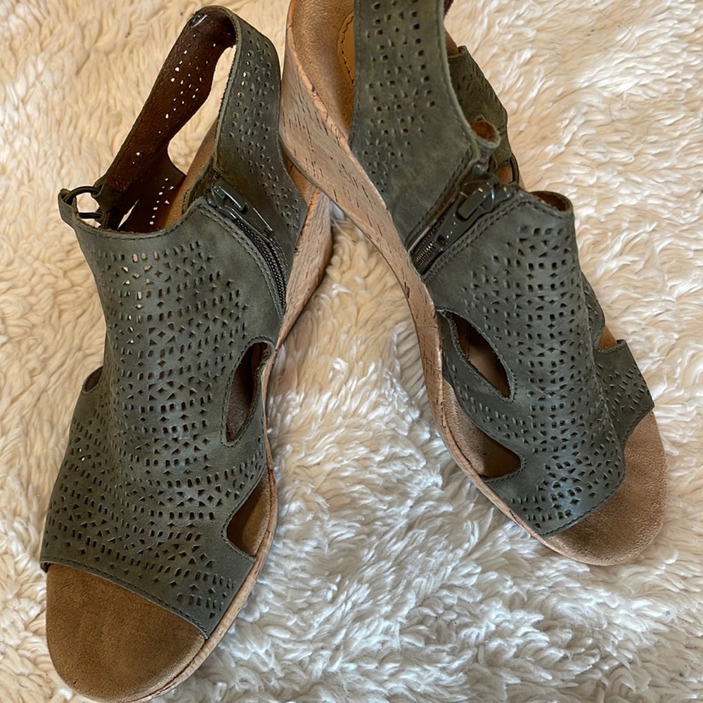 Rockport Olive Green Perforated Wedge Sandals